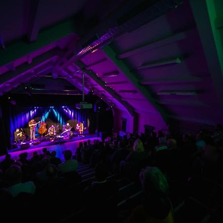 An Teach Glas Maghera  Eksteriør bilde